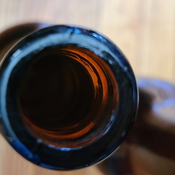 BLATZ BREWING CO. Vintage BEER Bottle, Milwaukee Wisc EMBOSSED, Empty, Set Of 2 - Picture 8 of 10